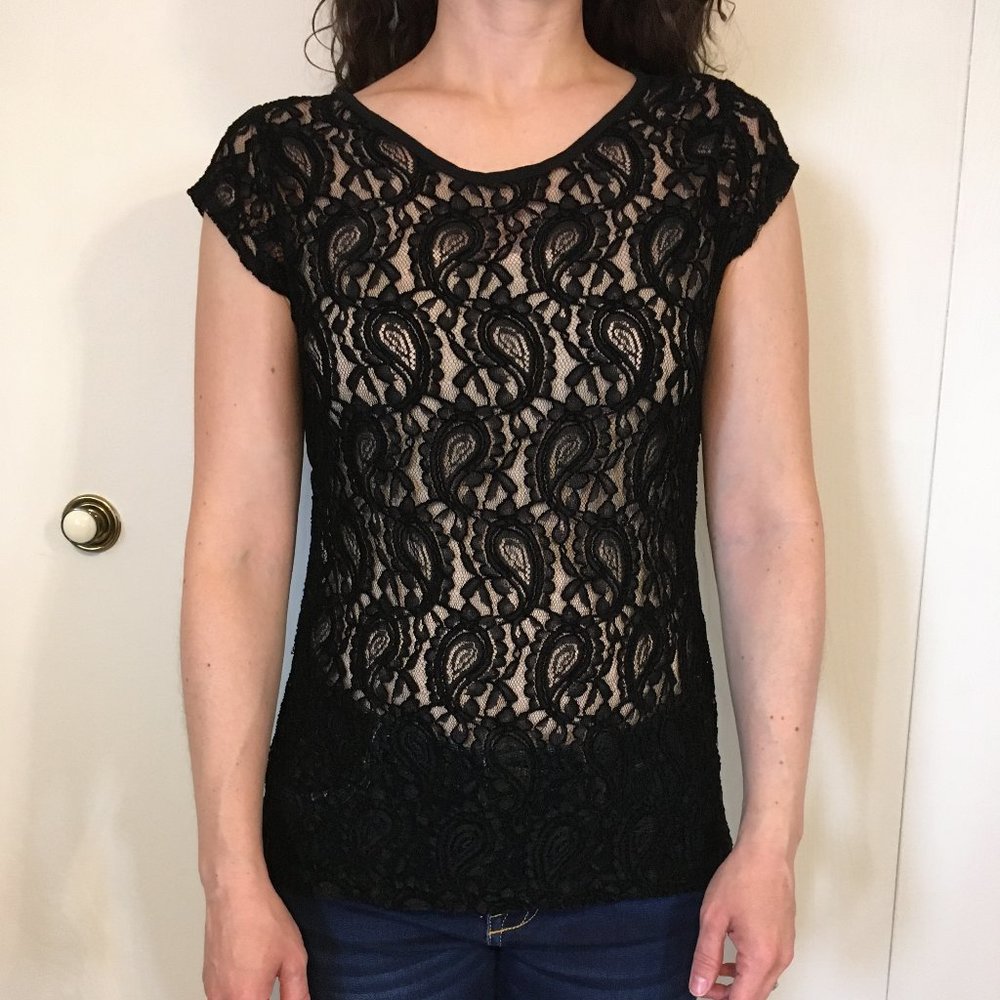 black lace short sleeve top The Limited (S)
